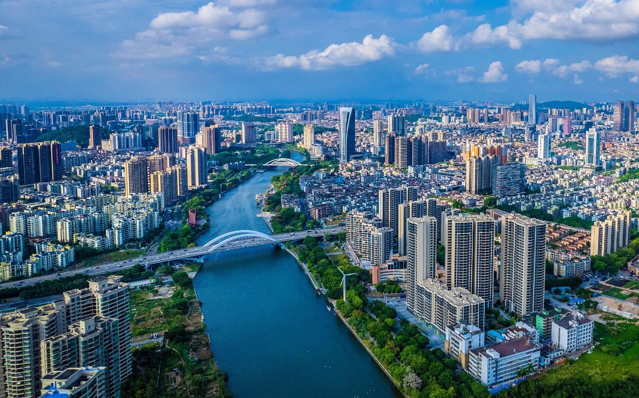 郭文海尹念红出席粤港澳台青年企业家湾区行（中山）交流活动：诚邀广大企业家投资中山共享机遇